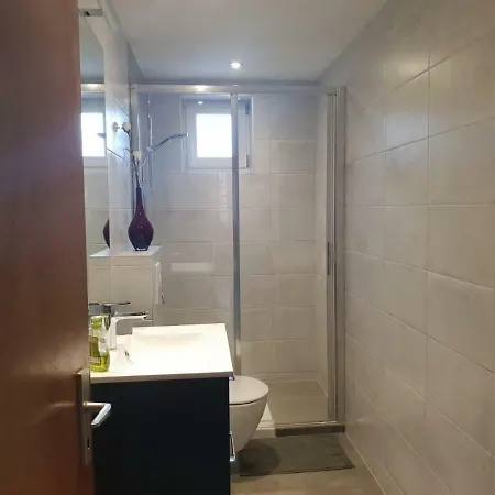 Apartment A La Forge *
